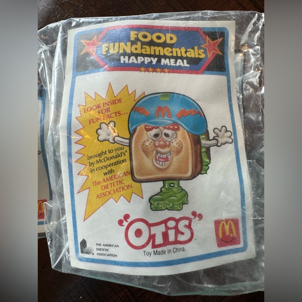 Vintage 1992 McDonald’s Food FUNdamentals Happy Meal Toys Ruby & Otis Sealed Lot - Picture 3 of 5